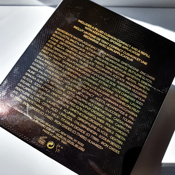 TOM FORD Traceless Touch Foundation Satin-Matte Cushion Compact 0.4 Rose - Picture 9 of 9